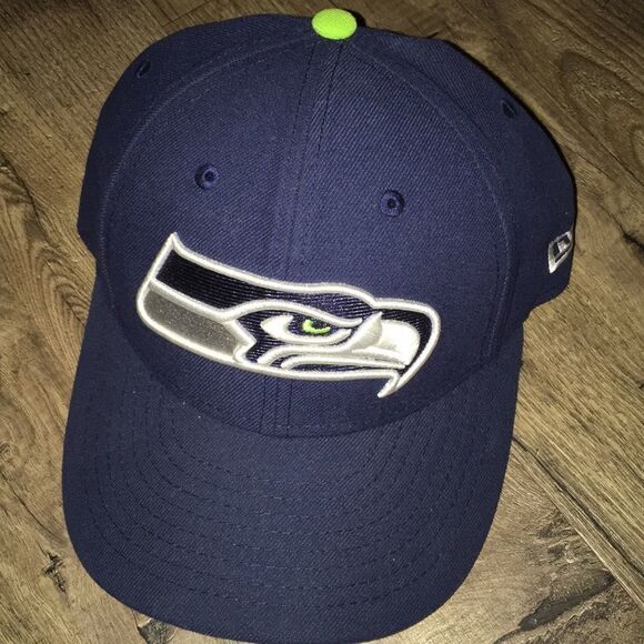 Seattle Seahawks new era fitted nfl cap 7 1/4 blue - Picture 1 of 3
